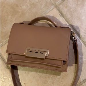 Zac by zac posen earthette accordian shoulder bag